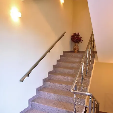 酒店 利纳酒店 3*